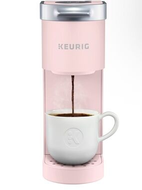 Keurig Single-Serve Coffee Maker in Light Pink with Silver Top